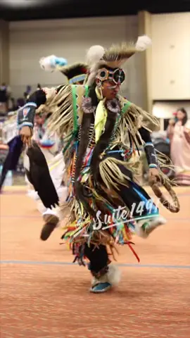 Mens Grass Dance Category | Oklahoma Native American Powwow - Jr Mens age group ✊🏽✊🏽✊🏽✊🏽#powwow #powwowlife #powwowdancer #powwowtiktok #nativeamerican #IndigenousTikTok #indigenouspeople