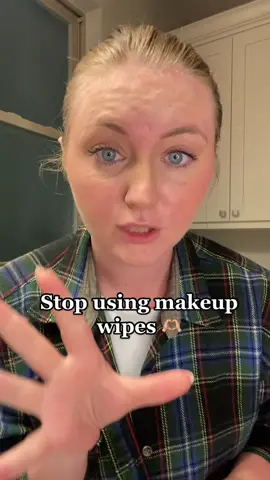 It’s not a regular towel, it’s a ~makeup towel~ Find it on my Amazon Storefront under BEAUTY!!! #eraseyourfacecloth #eraseyourface #eraseyourfacetowel #microfibercloth #microfibertowel #stopusingmakeupwipes #nomakeupwipes #makeupwipes #amazonmusthaves #amazonfinds #amazonbeauty #amazonskincare #skincaretips #skincareroutine #makeupremoverhack #makeupremovertowel #makeupremover #amazonstorefront #amazoninfluencer
