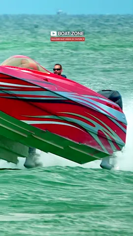 Help us to identify this boat! Leave your comment below. Full vid on YouTube link in Bio #boatzone #boatlife #haulover #usaboatlife #hauloversandbar #mi