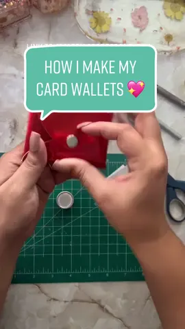 Replying to @donnaann05 wow I suck at explaining 😅 I hope that helps! Let me know if you have any more questions! #leatherrivettutorial #amazonstorefront #pouchwallet #diywallet #handmadewallet #cardwallet #keychainwallet #wristletset #howto #zealouslyhandmade 