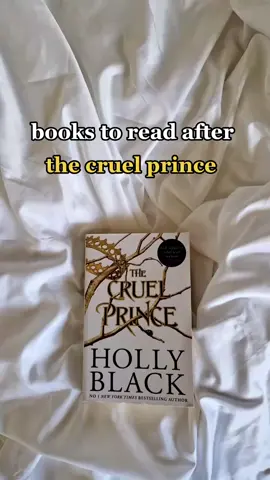 what other books would you like this for #bookrecommendation #fantasybookrecs #enemiestolovers #courtintrigue #faeriebooks #magicalforest #yafantasybooks #thecruelprince #thefolkoftheair 