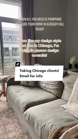 Excited to finally feel like my home fits the weather 😂 i always use warm moody tones in my designs and that translates into my own home too. I am looking to take on local clients!! #interiordesigner #interiordesign #homedecor #designconsult #falldecor #decorstyle #livinggroomdecor #tranitionaldesign #smallspacedesign 