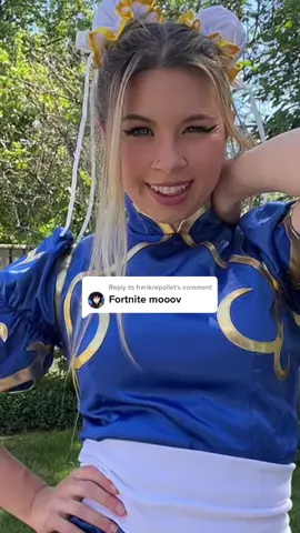 Replying to @frankrepollet since you loved it last time…😮 #egirl #GamerGirl #dancing 