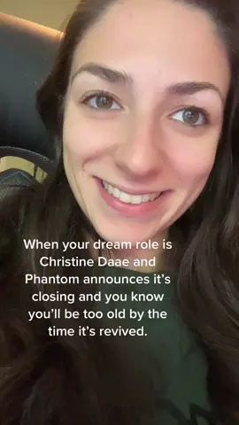 Please someone tell me this is fake #phantom #phantomoftheopera #christinedaae #theatrekid #broadwaydreams #SephoraConcealers 