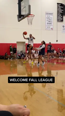 Juju Watkins & Sierra Canyon already looking SZN READY 🤩 @ju @Macccc🥰 #jujuwatkins #mackenlyrandolph #izelaarenas #sierracanyon #sierracanyonbasketball #womensbasketball #highschoolbasketball 