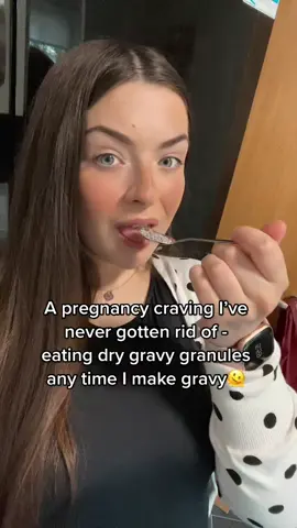 It’s just soooo good🤣😍 #badhabit #gravy #food #foodhabits #craving #pregnancy #pregnancycravings #youngmum #mumsoftiktok #2under2 #2under2mom #2under2life #fyp #trend #viral #babiesoftiktok #toddlersoftiktok #Love #funny 