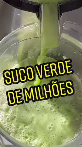 Suco verde detox mais gostoso que você vai ver hoje! #detox #sucodetox #sucoverde #aguadetox #sucoverdedetox 