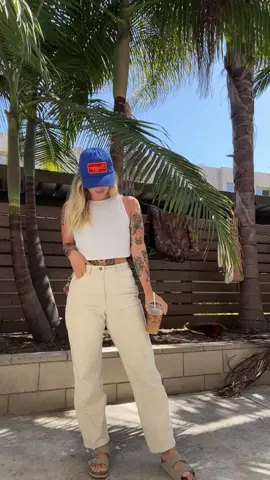 To the farmers market we go ♥️🥬 #Summer #california #market #veggies #encinitas #outfit #fyp #girlswithtattoos #tattootok #tattoos #style 