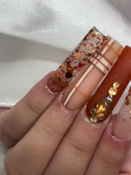#fallnails #houstonnails #houstonnailtech #nailtiktok #nails #nailartist #nailvideos #nailsoftiktok #houstonnailartist #htx #fypシ #nailsoftiktok 