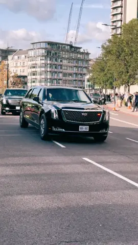 President Joe Biden’s incredible motorcade driving through central London including two $1.5M, 10-tonne, 18-foot bombproof Cadillac ‘Presidential Beast’ limousines, containing shotguns, grenades and night vision. You can see the President himself in the second limo. #Motorcade #JoeBiden #Cadillac #PresidentialBeast #Beast #TheBeast #Convoy #UnitedStates #London #Cars #President 