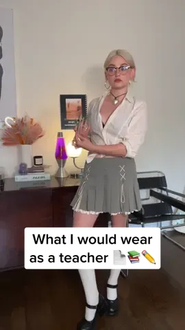 They would learn so much from me. #teacheroutfit #teacheroutfits #teacherootd 