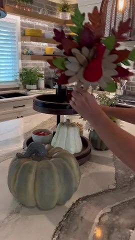 I wanted to add some Fall decor but I hate orange and brown!  I found these cute ceramic pumpkins at HomeGoods.  Just what I wanted!!! 😍  #LikeAMonarch #designerstouch #falldecor #pumpkins #kitchenislands #homeinspo #kitcheninspo #homegoodsfinds #RecycleUp 