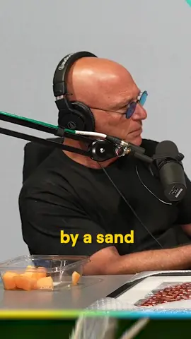New pod w/ @officialhowiemandel 