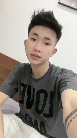 Sao anh có thể đẹp trai như vậy ạ ?- ô ê eim😂#duchuong #huongda 