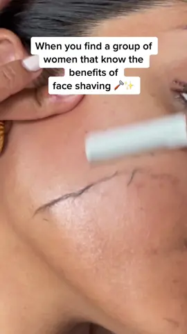 I love meeting other women who shave their face. Where are my face shaving girlies at? ✨🪒 #dermaplaning #shaving #skincaretutorial #satisfyingvideo #foryou 