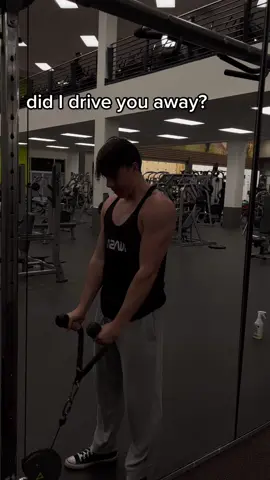 how is she fine bro #hurt #biceps #curls #cable #hammer 