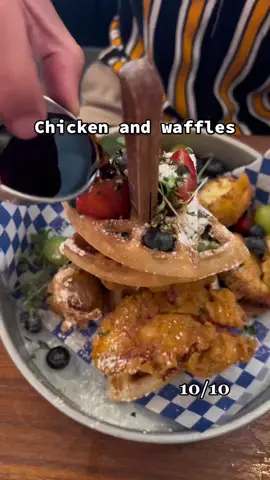 Kitchen Story Oakland, amazing service and this chicken and waffle were delicious 😍 #oaklandfoodie #bayareafood 