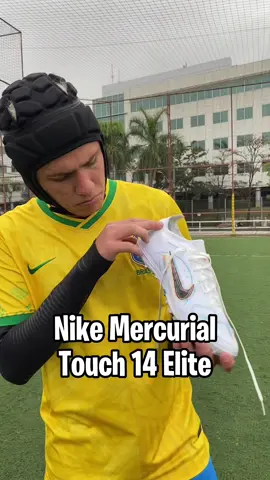 A loja está lá no app vizinho #mercurial #nike 