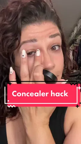 #makeuptips #makeuptricks #eyeprimer #comcealerhack #concealer #makeup #beauty #beautyhacks #maccosmetics #makeuphacks #makeupover40 #beautyover40 