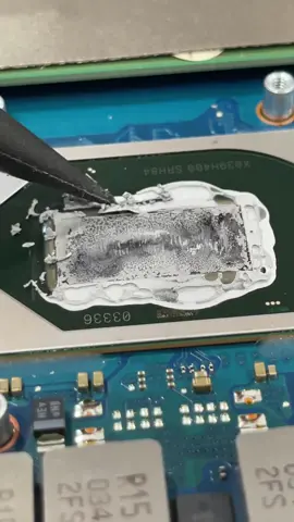 Deep cleaning a gaming laptop #asmr #deepclean #fyp