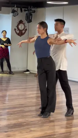 Three Threes basic rumba steps  #dancebaby #dancelatin #learndancesport #dancesport #TVdancestudio