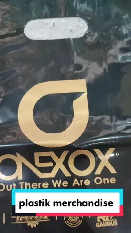 plastik glossy#fypdongggggggg #blouse #plasticboutique #plasticprinting #fyp #butikviral #customplasticbag #plastik #tudung #fypシ #plastikklinik