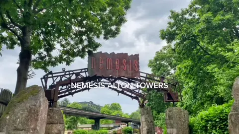 NEMESIS AT ALTON TOWERS #altontowers #nemesis #nemesis2022 #themepark #ride #altontowers🎢💛 #altontowersresort #nemesisinferno 