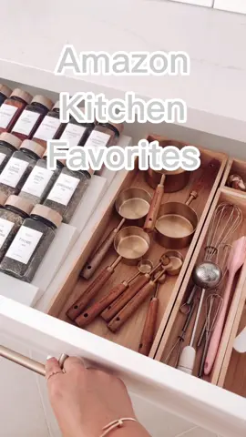 Space saving hack for your kitchen! 🙌🏻 #amazon #amazonfavorites #amazonfinds #amazonmusthaves #spacesaver #savespace #smallspaceliving #kitchenhack #kitchendrawer #organizedhome #organizedkitchen #spacesavingideas #homedecor #LifeHack #founditonamazon #amazonhome #homehacks  