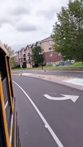 chuck was indeed drivin da bus. #teambonding #volleyball #fyp #foryoupage #whodrivingthisbusssssuh #MakeASplash 