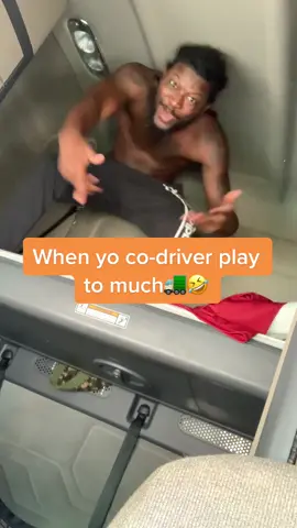 #teamdriver #truckers #playing #funny #NotOnBoardLikeEverybody #c9pede #topbunk 