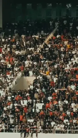 When persis'day comes. #serunyaligainggris #surakartansb6 