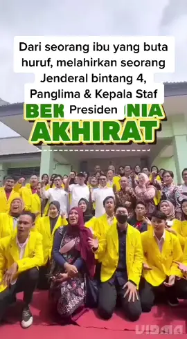 kalo kita miskin, anak anak jangan miskin , maka penting nya Pendidikan.  Semangat ya , Ibunda  pak Moeldoko buta huruf tapi pak Moeldoko anak bungsu dari 12 anak, bisa menjadi Jenderal , Panglima & Kepala Staf Presiden. Sungguh Tokoh Bangsa Kebanggaan.   https://www.instagram.com/reel/Ci2AFPGK-9J/?igshid=YmMyMTA2M2Y= #ksp #drmoeldoko #ceoindonesia #hkti #mobilanakbangsa #periklindo #moeldokocenter #srita #pengusahabelabangsa 