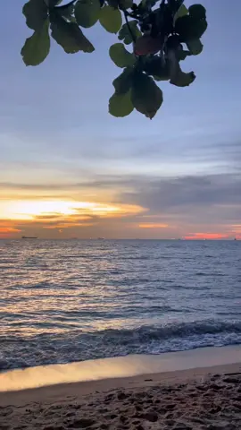 Sunset view at Pantai Pengkalan Balak, Melaka.  #pengkalanbalak #melaka #pantai #sea #fyp #calm #healing #sunset #beach 