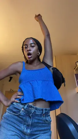 Tiktok before going out>>
