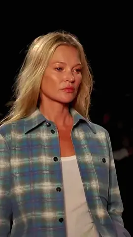 NEW!! #KateMoss for #BottegaVeneta #SS23 💙