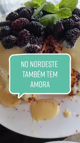 Esse pé de amora super estar carregado, então queria algo além da geleia, então fiz mais que apenas geleia! 💚😊. Seja bem-vindos(as). #asmrfood #receita #outdoorcooking #culinaria #comida #receitasimples #food #amora #bolo #Lifestyle 