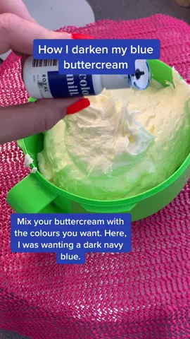 Looking to get those dark buttercream colours without adding a ton of colour? This is the best trick! Start by mixing the colour you want until it’s fully incorporated, place your bowl in the microwave for 10/15 seconds and stir, noticing how the colour is deepening. Repeat this process until you have the colour you need. You may end up melting your buttercream fully into a liquid, this is ok. Just put it in the fridge for an hour to firm up. Once firm, re-beat your icing and is ready to use. #buttercreamtips #caketips #icinghacks #buttercream #debbiebakes #cakehowto #cakestuff #caketok #watchme #learncake #buttercreamfrosting #darkcolours 