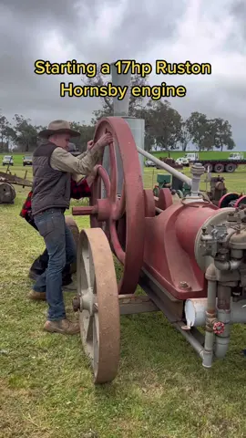 @Travis.goodall i bet your old man is still smiling from when we got this started.  #stationaryengine #ruston #rustonhornsby #largeengine #vintage #vintageengine #tractor #hitandmiss #firststart #rustygold 