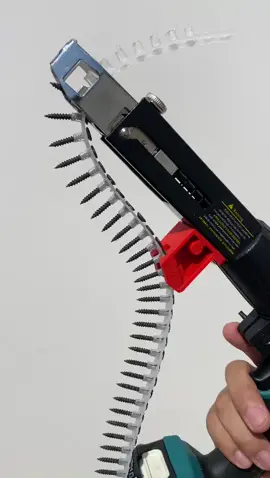 Alimentador de parafuso para parafusadora. Link da nossa loja na descrição. Ou pode pedir o link dos comentários  #MandaUmTikTok #ferramentas #parafuso #viral #gesso #carpintariarustica #lojaonline #tiktok #alimentadorautomatico #alimentador 