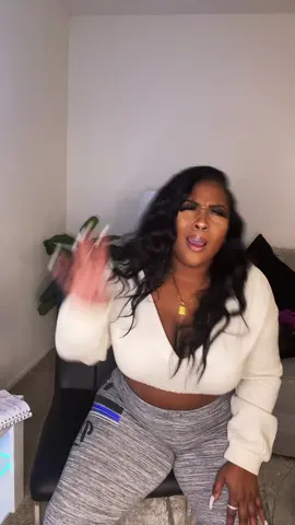 I do wanna loose 20lbs but listen 😮‍💨🤣🤣🤣😆 #fyp #foryou #trending #fypage #xyzbca #HausLabsFoundation #sundressseason #hairstyle #y2kfashion #bigboogie #shows #queennaija 