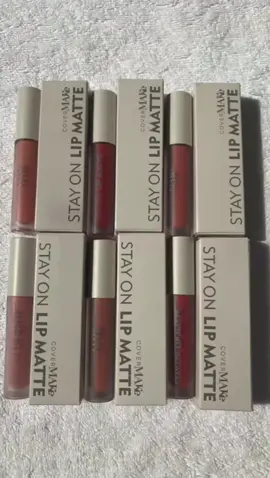 Ini nih yang paling ditunggu tunggu CoverMake Stay On Lip Matte dengan 6 macam warna yang cantik di bibir kamu. Coming soon ya guys. #lipstick #beautifulgirls #aesthetic #makeup #weddingmakeup 