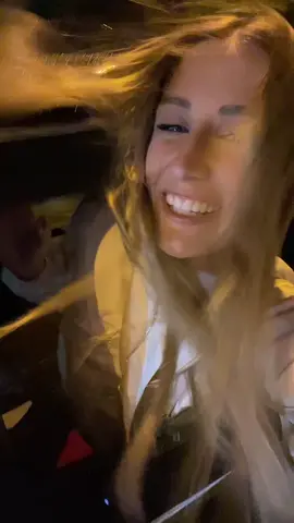 cest d’ailleurs probalement dans ce taxi que j’ai oublié mes clés 🤡