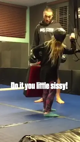 Good Training Partners are Hard to Find 🤣 🎥 muaythaichicago IG #Kickboxing #Glory 