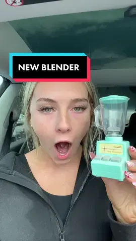 What do I do with the old one 🤨 #babyblender #minitoys #carcafe I got a new blender 🥹💓
