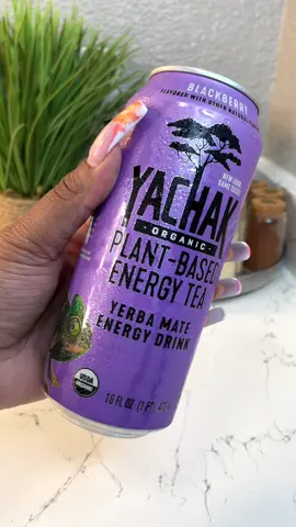 I don’t know how to say it but it’s good 😂 #biteswithbuhhhhreeee #food #Foodie #cooking #energydrink #organic #tea #plantbased  @yachakyerbamate 