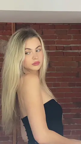 🖤🧚🏼