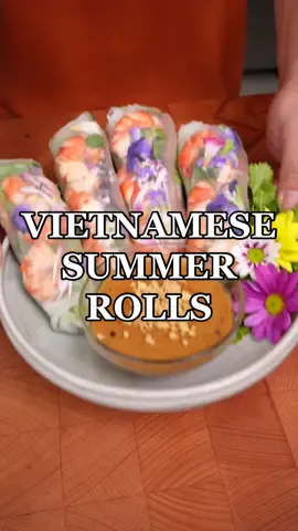 Vietnamese Summer Rolls na mas maganda pa sa jowa mo! Another recipe made special with SKIPPY® Peanut Butter #MakeitWithSKIPPY #foodph #foodieph #pinoyeats #pinoycooking #vietnamesespringrolls #goicuon 