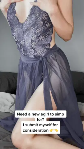 Am i hired? 🥺/ #egirl #altgirl #fakebody⚠️❕ #fypシ 