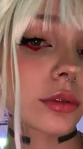 Cuberpunk world* #cyberpunkcosplay #lucycosplay #lucyedgerunners #edgerunnerscosplay #cosplaygirl #cosplaytransition #egirl #cyberpunk2077 #twitchgirls #cyberpunkgirls 
