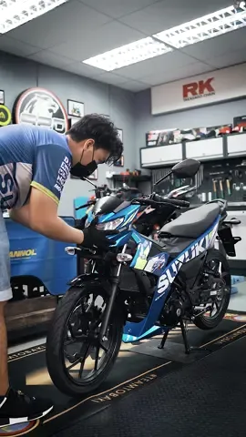 Changing New Clothes 💙 #suzuki #raider #satriaf150 #f150 #suzukiraider150fi #belang #spdracing #fyp 
